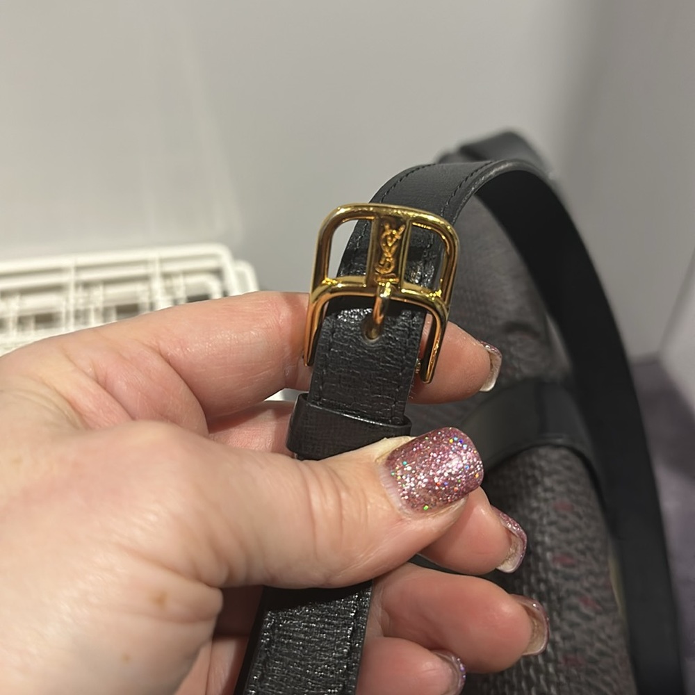 YSL crossbody.  Excellent used condition! - Picture 16 of 17
